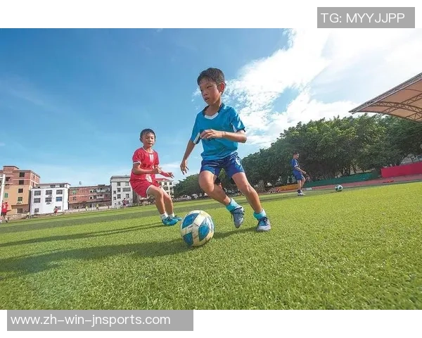 纸厂足球场的绿茵梦想与社区团结的美好故事 纸厂足球场的绿茵梦想与社区团结的美好故事